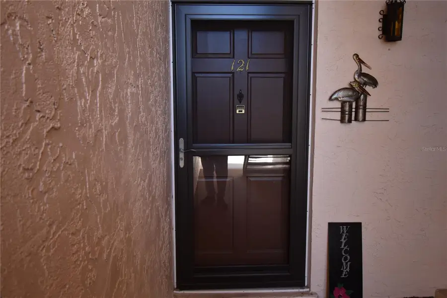 121 Fernwood Circle #121, Seminole, FL 33777 - Image #2