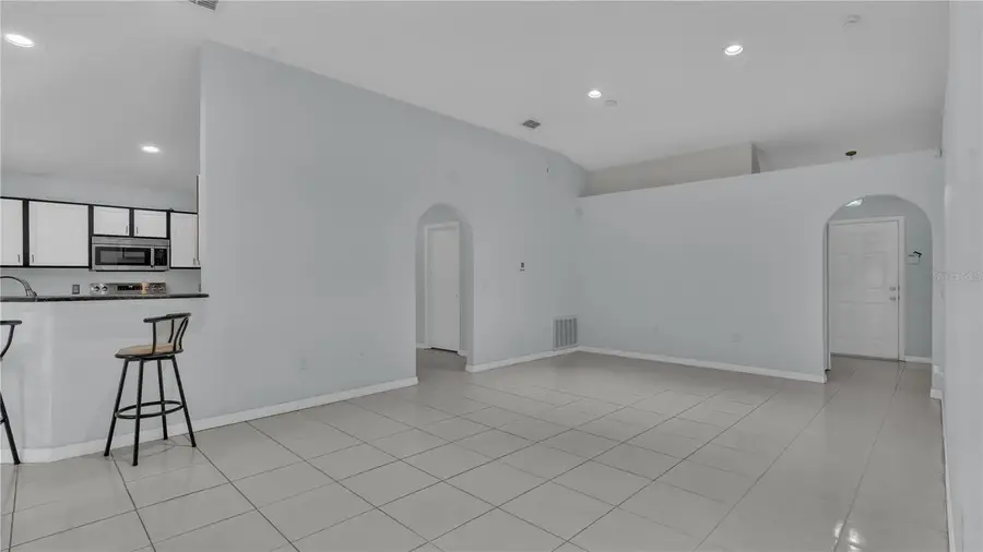 30244 Birdhouse Drive, Wesley Chapel, FL 33545 - Image #3