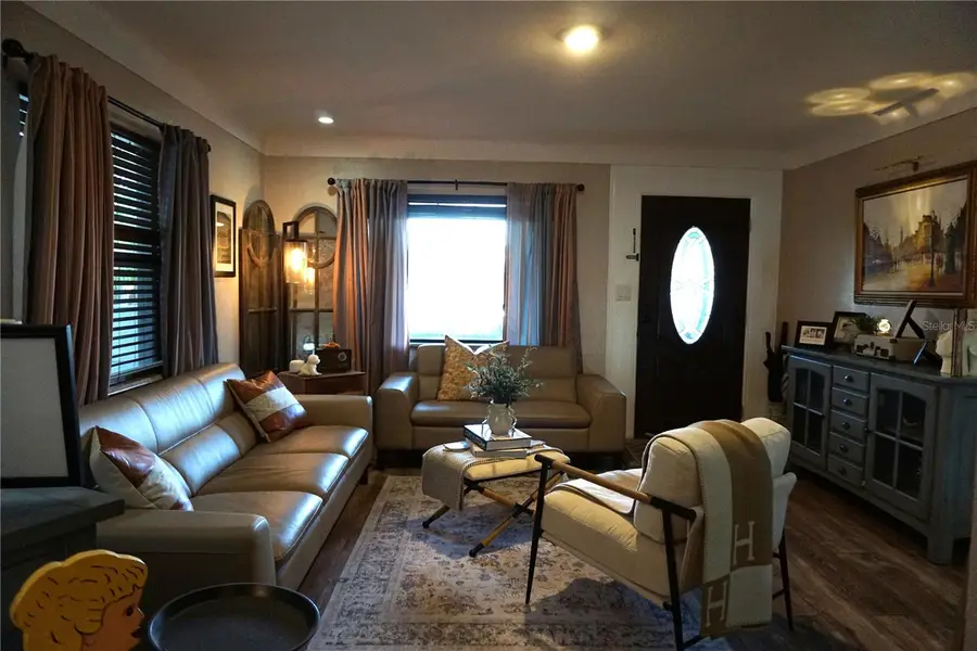 2300 37th Avenue N, Saint Petersburg, FL 33713 - Image #2