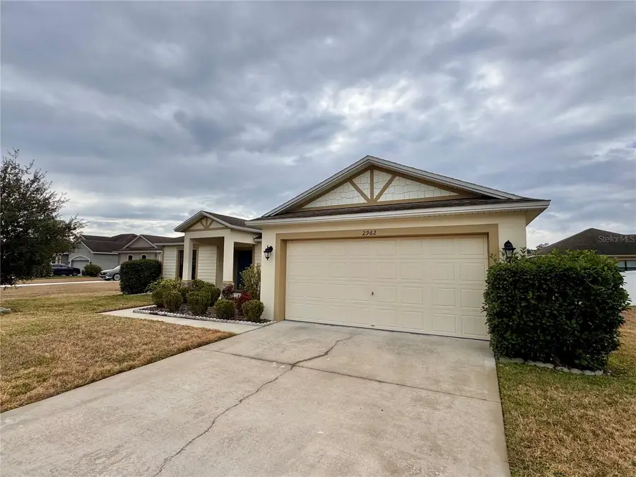 2962 Creeks Crossing Boulevard, Lakeland, FL 33810 - Image #2