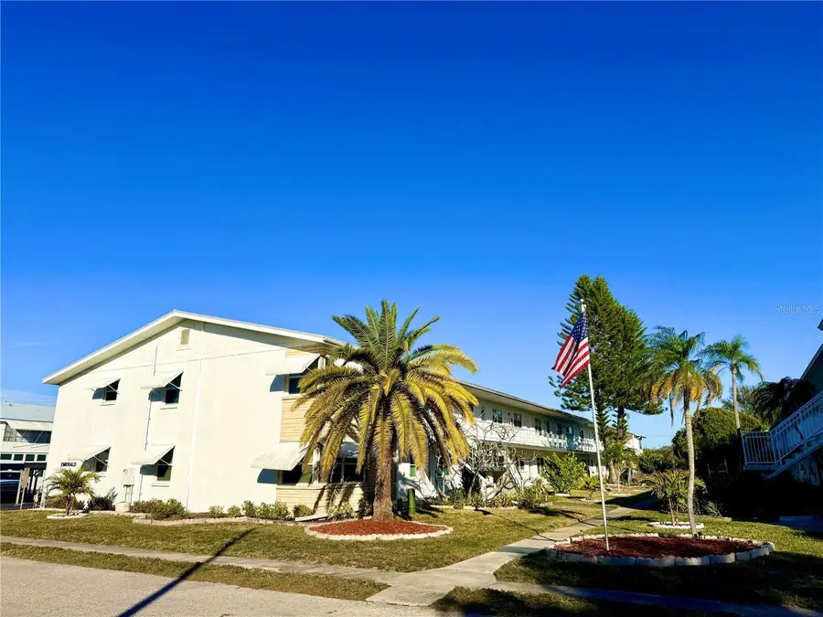 5875 18th Street N #4, Saint Petersburg, FL 33714 - #2