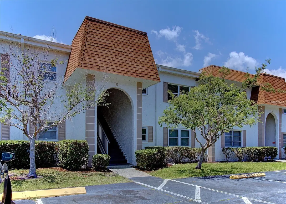 379 S Mcmullen Booth Road #75, Clearwater, FL 33759 - Image #1