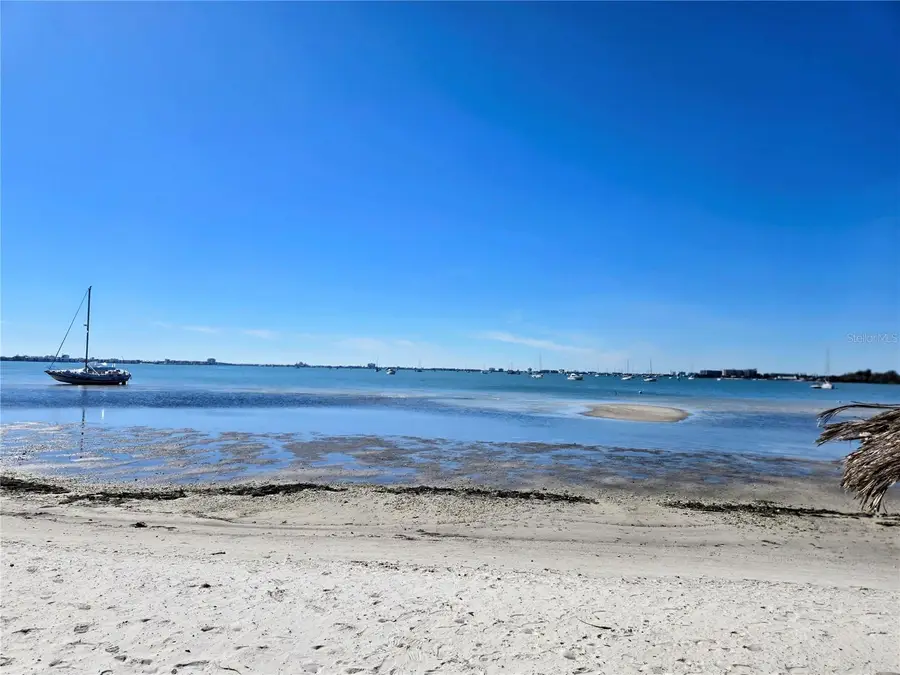 4105 38th Avenue S #F, Saint Petersburg, FL 33711 - Image #3