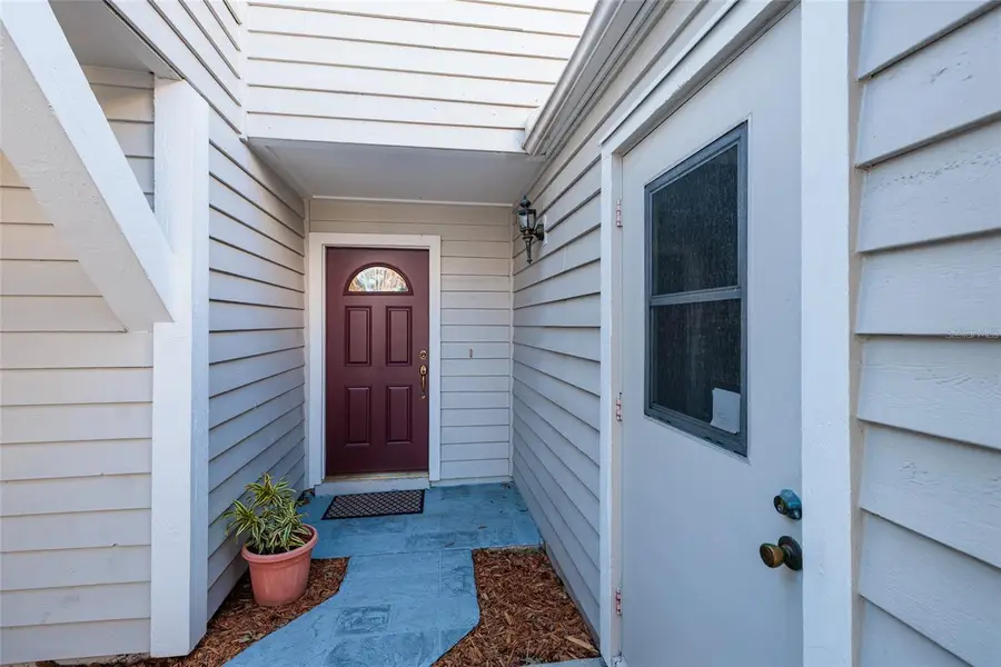 9252 Westlinks Terrace, Seminole, FL 33777 - Image #2