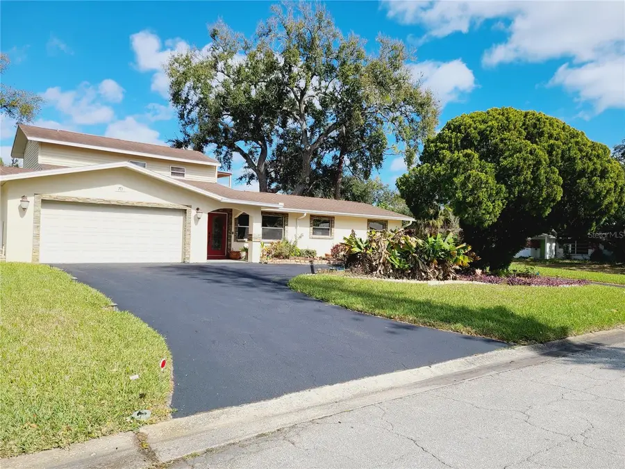 701 58th Avenue S, Saint Petersburg, FL 33705 - Image #3