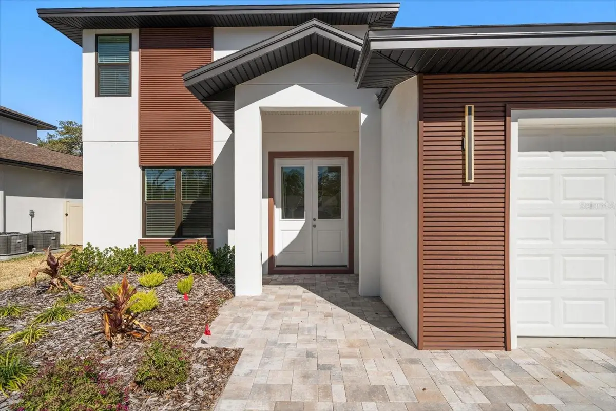 14723 Sunset Drive, Largo, FL 33774 - Image #1