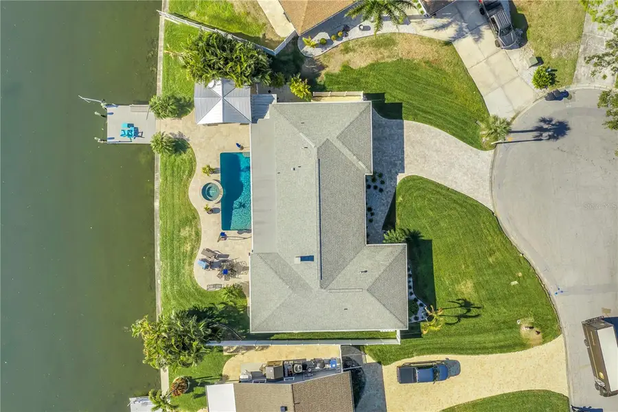 5166 Horseshoe Place Ne, Saint Petersburg, FL 33703 - #3