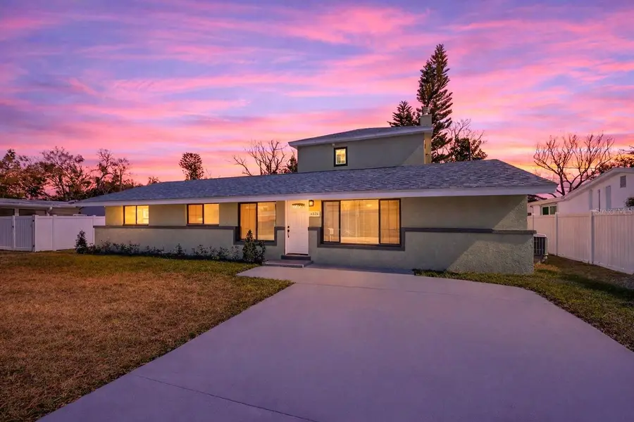 6525 15th Street N, Saint Petersburg, FL 33702 - #2