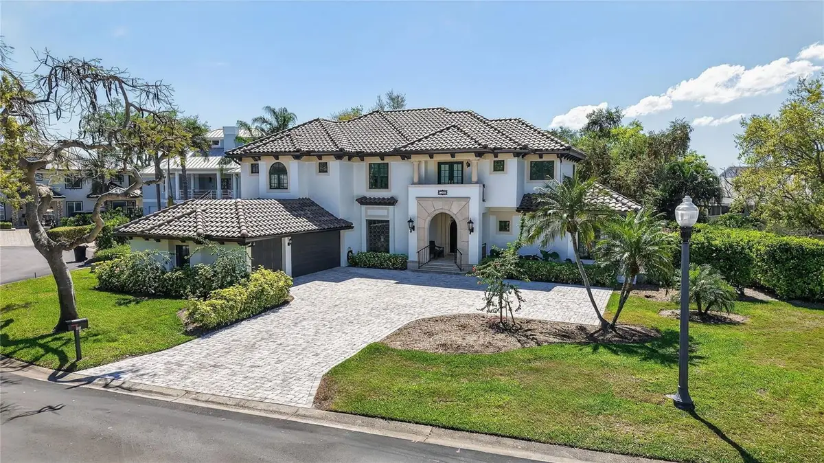 1100 Tortuga Circle Ne, Saint Petersburg, FL 33702 - #1