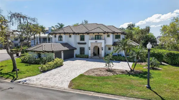 1100 Tortuga Circle Ne, ST PETERSBURG, FL 33702