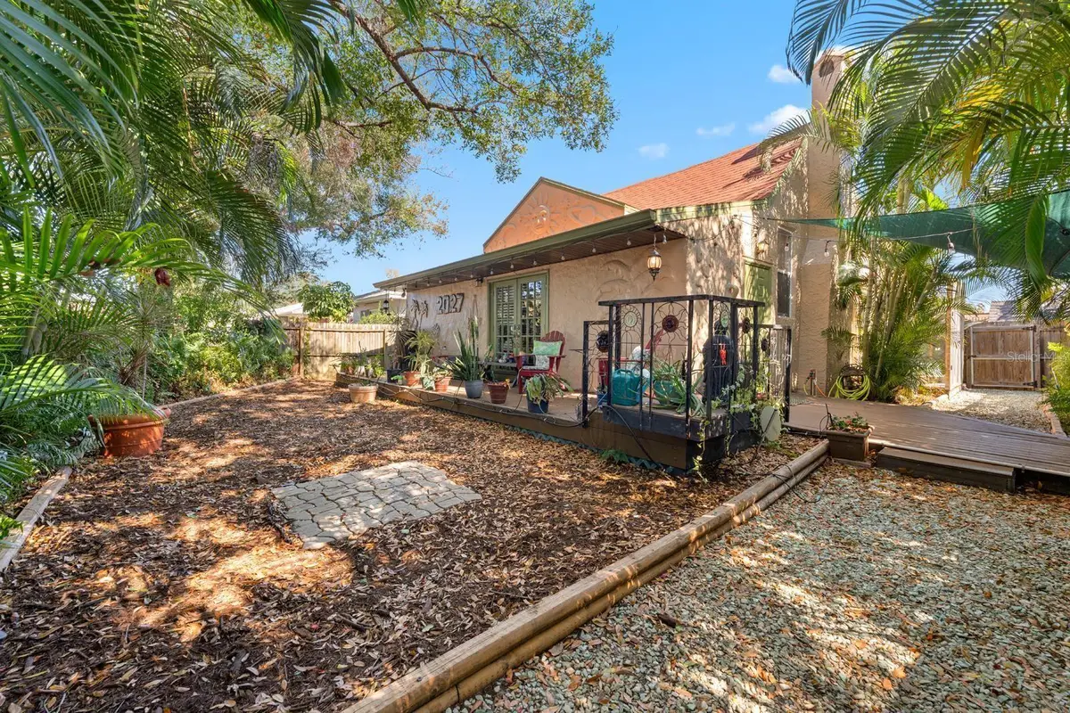 2027 16th Street N, Saint Petersburg, FL 33704 - Image #1