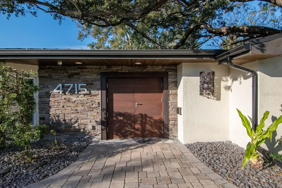 4715 W San Jose Street, Tampa, FL 33629 - #3