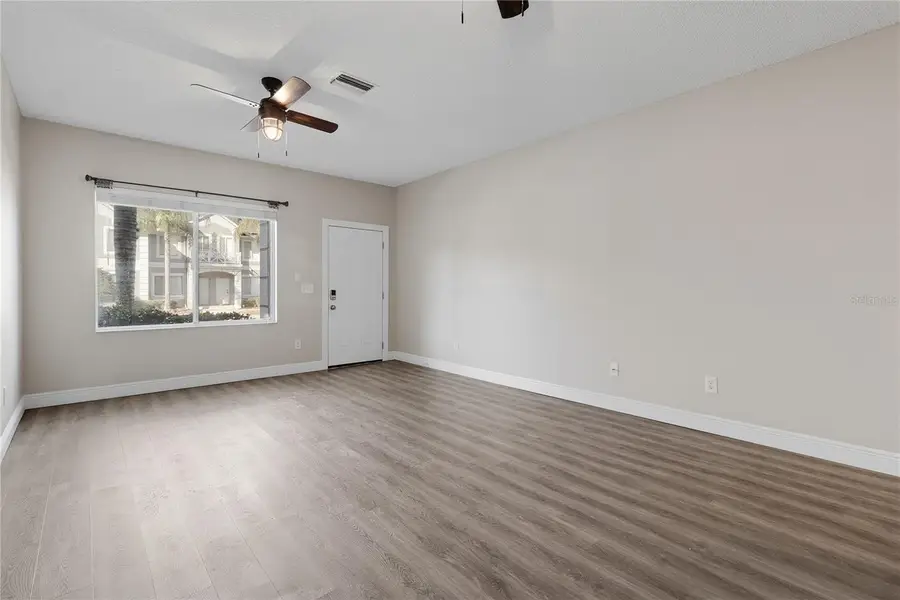 18133 Paradise Point Drive, Tampa, FL 33647 - Image #3