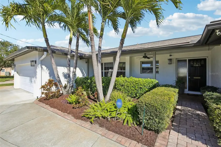 3963 14th Street Ne, Saint Petersburg, FL 33703 - #3