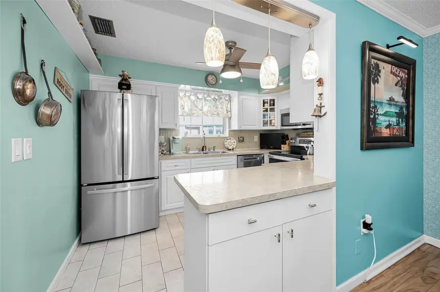 3958 37th Street S #28, Saint Petersburg, FL 33711 - #2