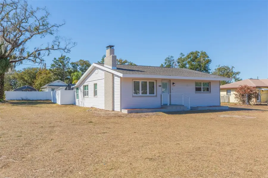 5543 19th Street, Zephyrhills, FL 33542 - #2