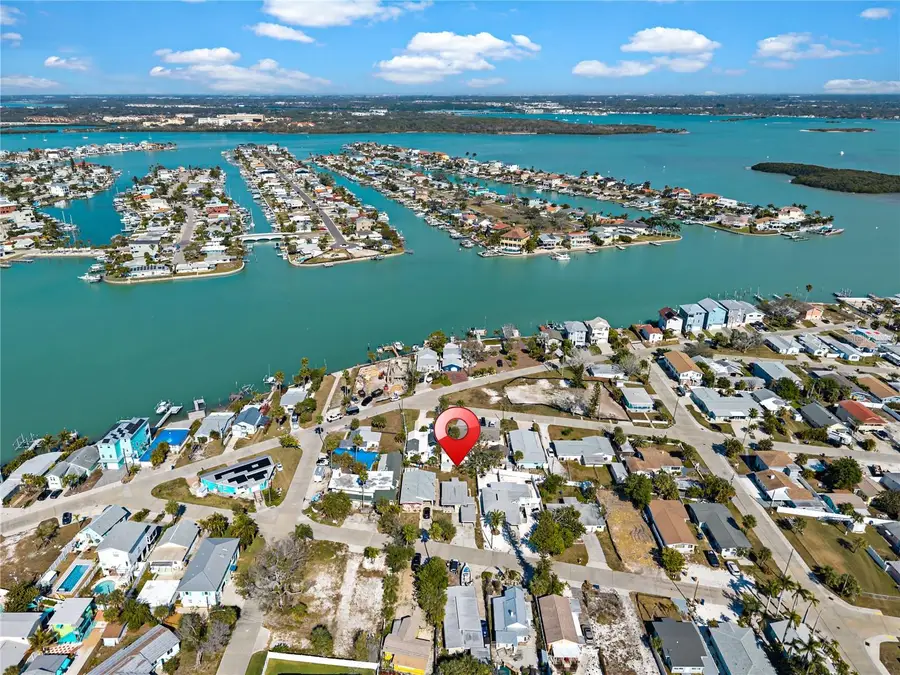 13313 2nd Street E, Madeira Beach, FL 33708 - Image #2