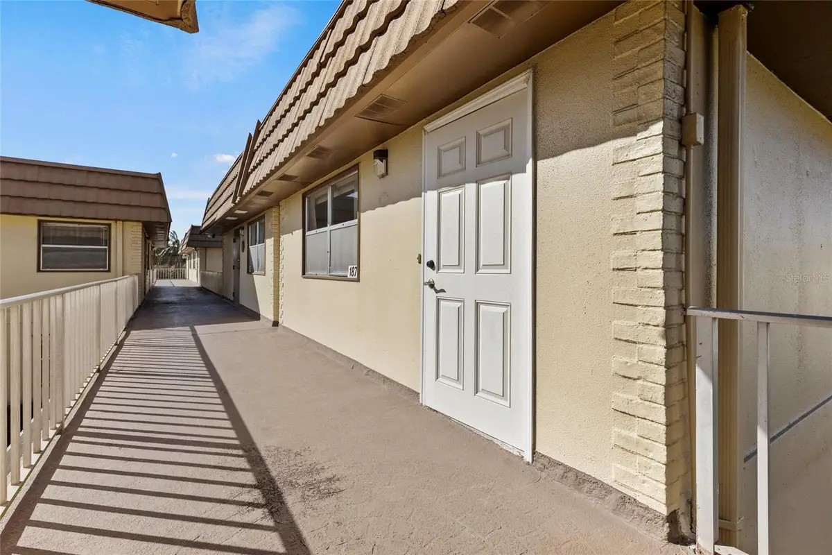 187 Saxony Terrace #D, Delray Beach, FL 33446 - Image #1