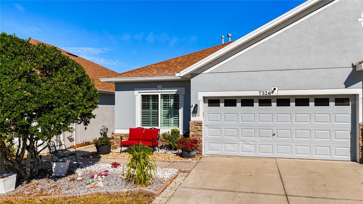 7526 Surrey Pines Drive, Apollo Beach, FL 33572 - Image #1