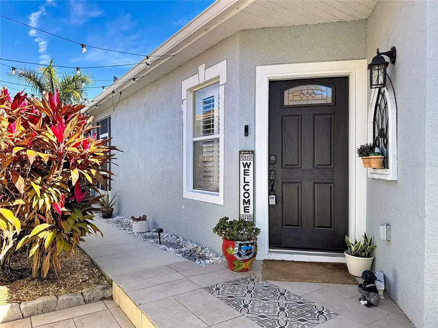 7526 Surrey Pines Drive, Apollo Beach, FL 33572 - Image #3