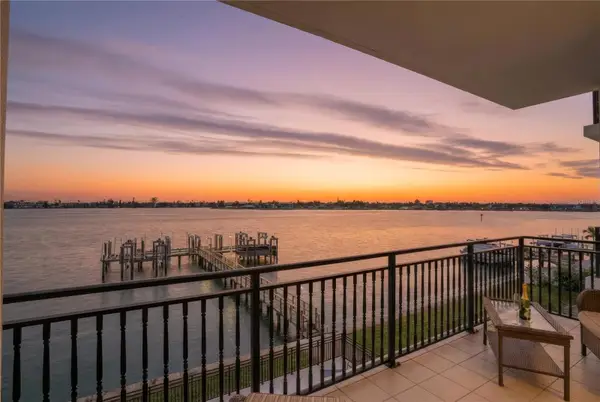 312 8th Avenue N #203, TIERRA VERDE, FL 33715