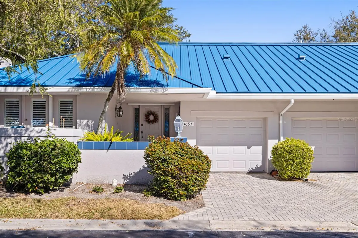 1683 Watermark Circle Ne, Saint Petersburg, FL 33702 - Image #1