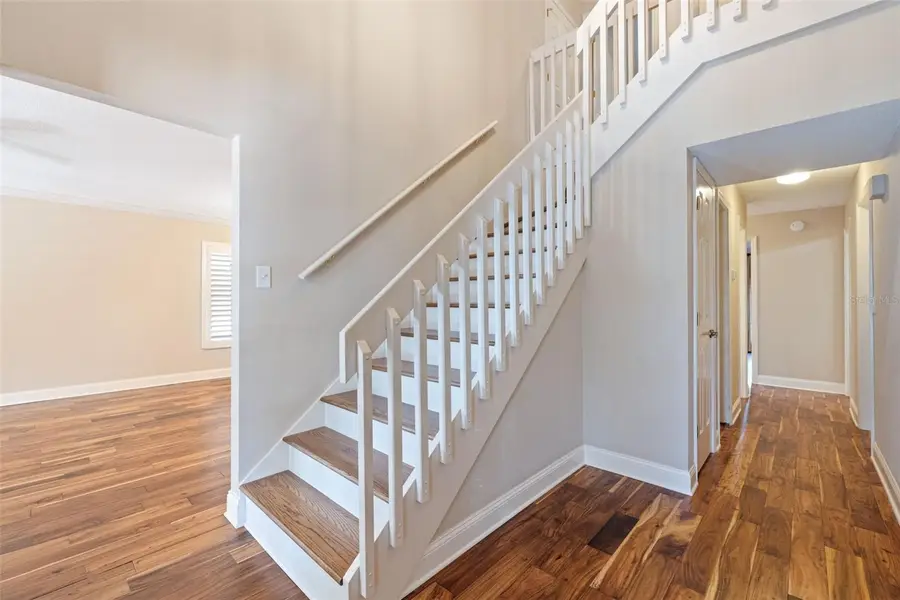 1683 Watermark Circle Ne, Saint Petersburg, FL 33702 - Image #3