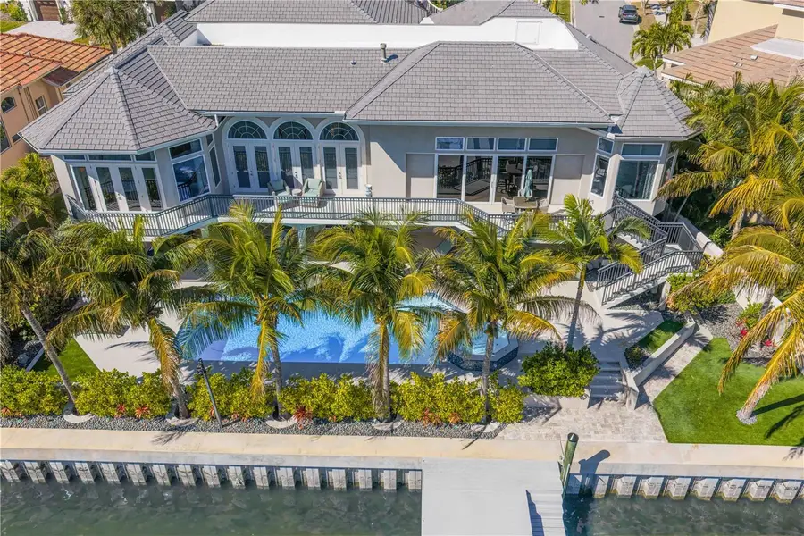 6103 Pasadena Point Boulevard S, Gulfport, FL 33707 - Image #2