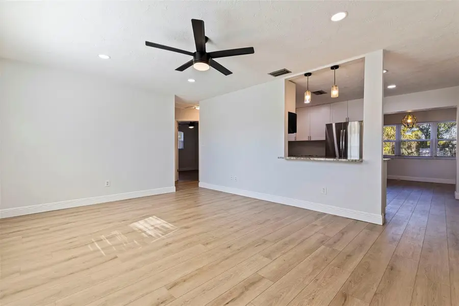 763 76th Avenue N, Saint Petersburg, FL 33702 - Image #3