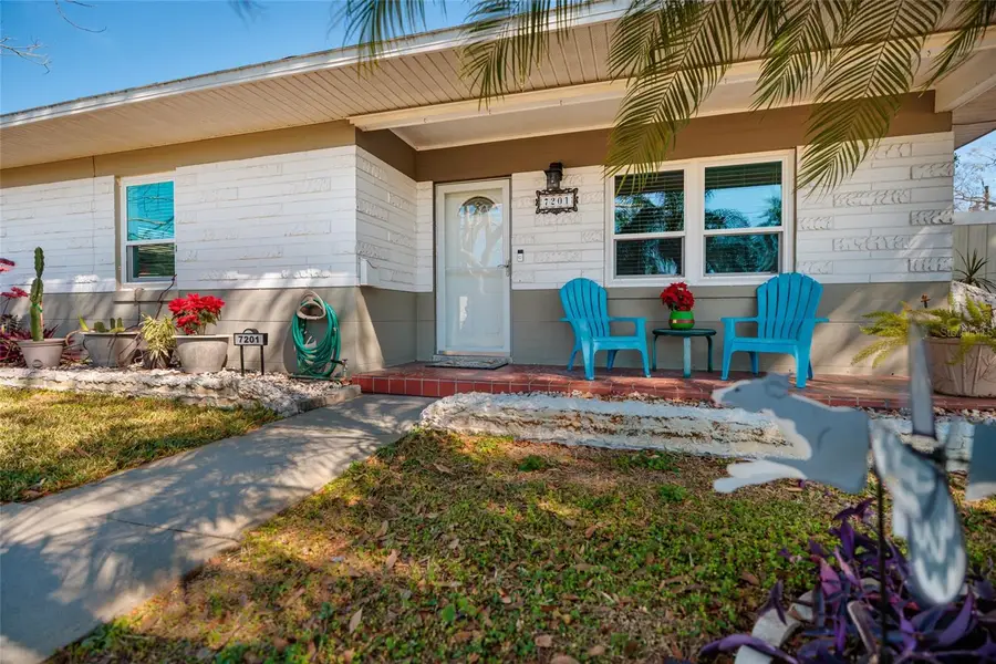 7201 Grevilla Avenue S, South Pasadena, FL 33707 - Image #2