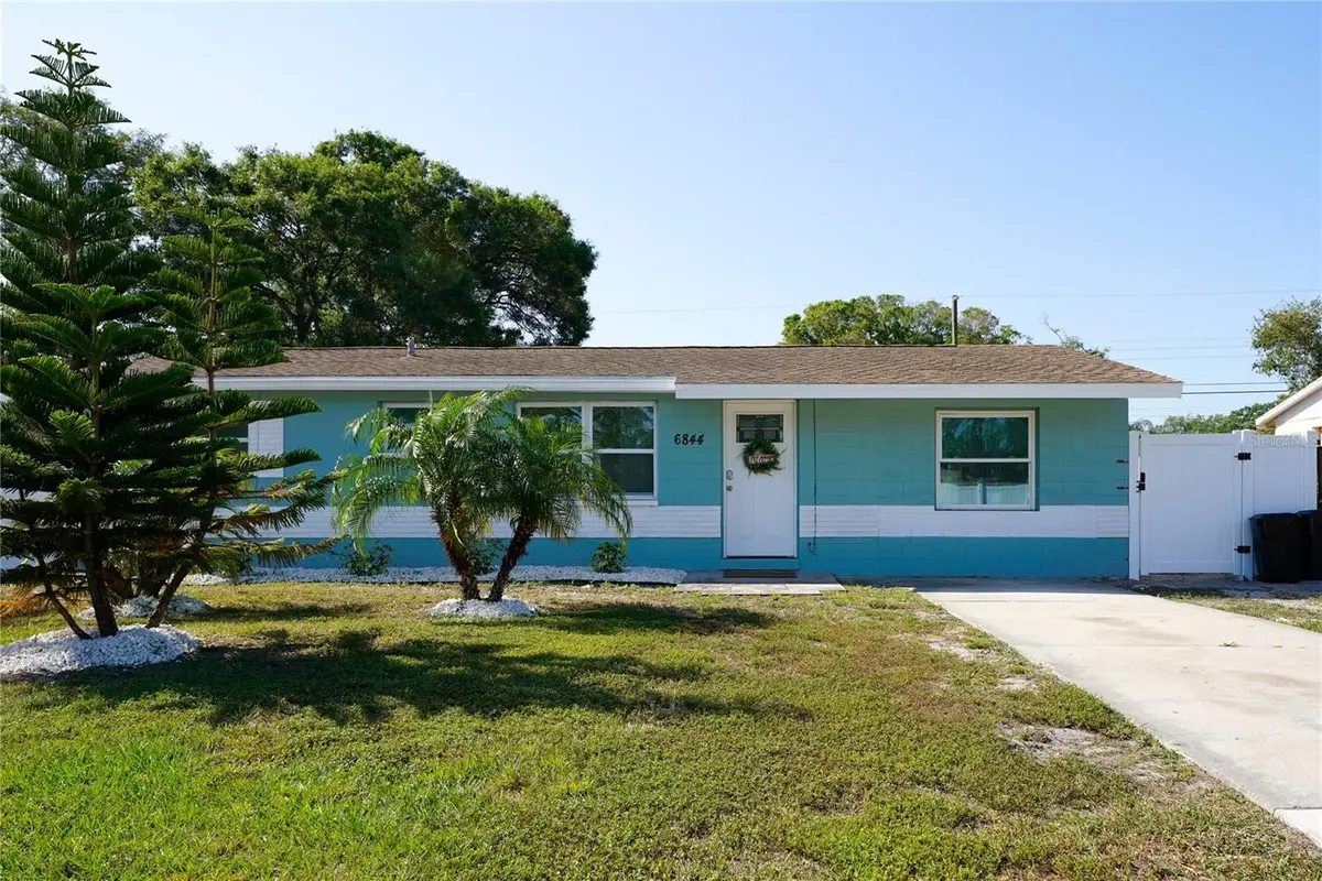 6844 82nd Avenue N, Pinellas Park, FL 33781 - #1