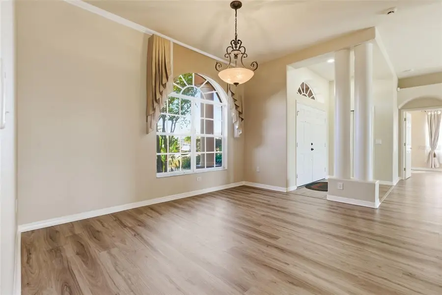 915 Vista Verde Lane, Sun City Center, FL 33573 - Image #3