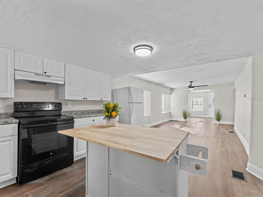 3622 E Mohawk Avenue, Tampa, FL 33610 - #2