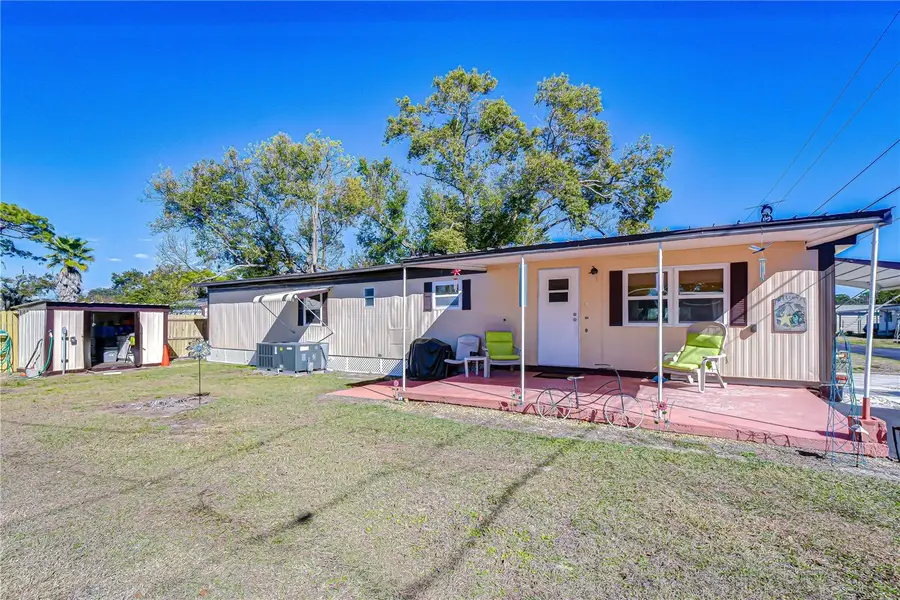 39107 Hillcrest Drive, Zephyrhills, FL 33542 - Image #3