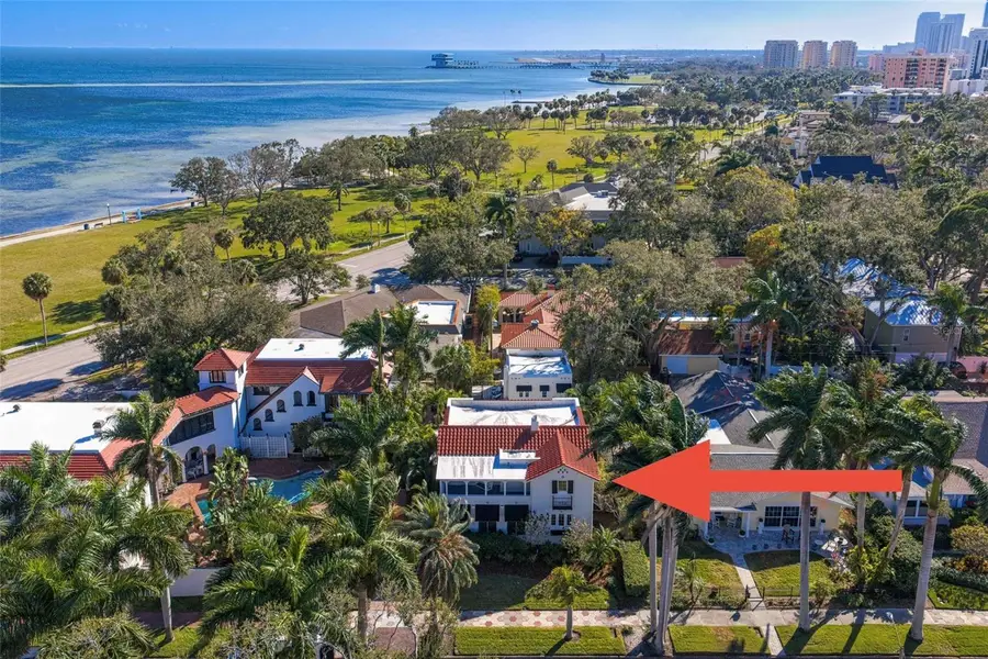 936 17th Avenue Ne, Saint Petersburg, FL 33704 - Image #2