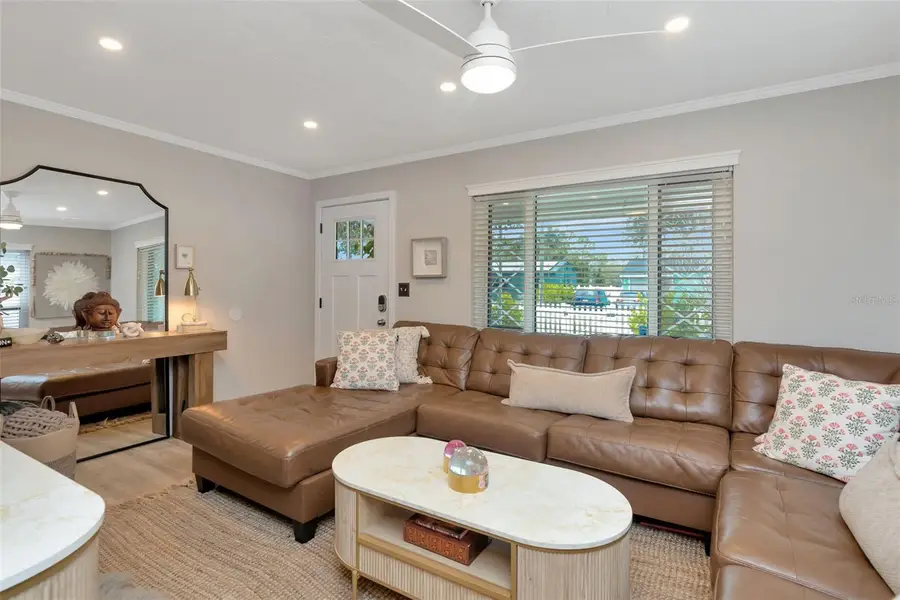 842 53rd Terrace N, Saint Petersburg, FL 33703 - #3