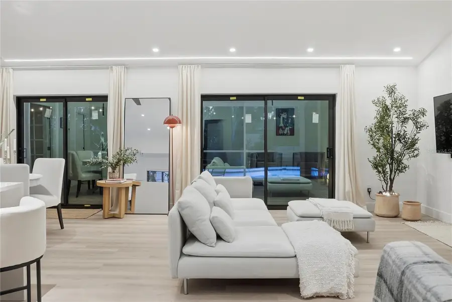 2846 Pinellas Point Drive S, Saint Petersburg, FL 33712 - Image #3