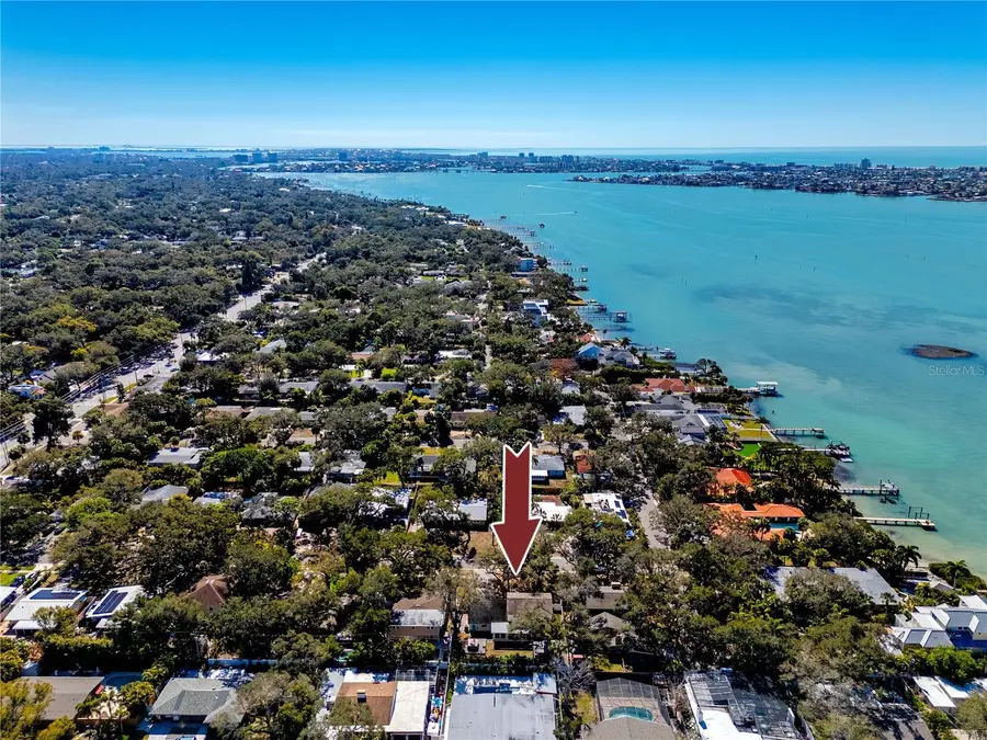 8279 29th Avenue N, Saint Petersburg, FL 33710 - #3