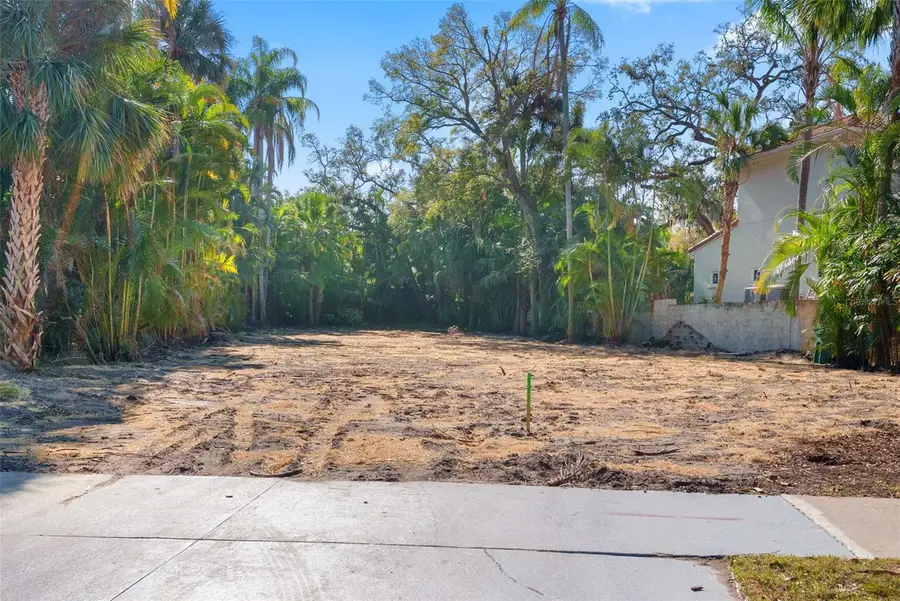 808 S Bayside Drive, Tampa, FL 33609 - Image #2