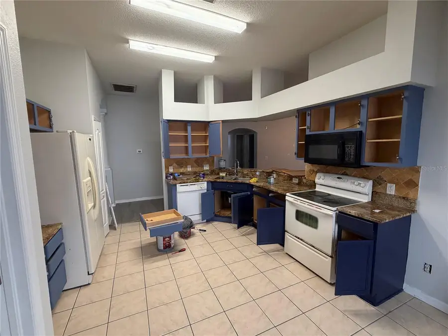 8101 Water Tower Drive, Tampa, FL 33619 - Image #3