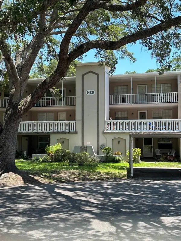 821 Patricia Avenue #106, DUNEDIN, FL 34698