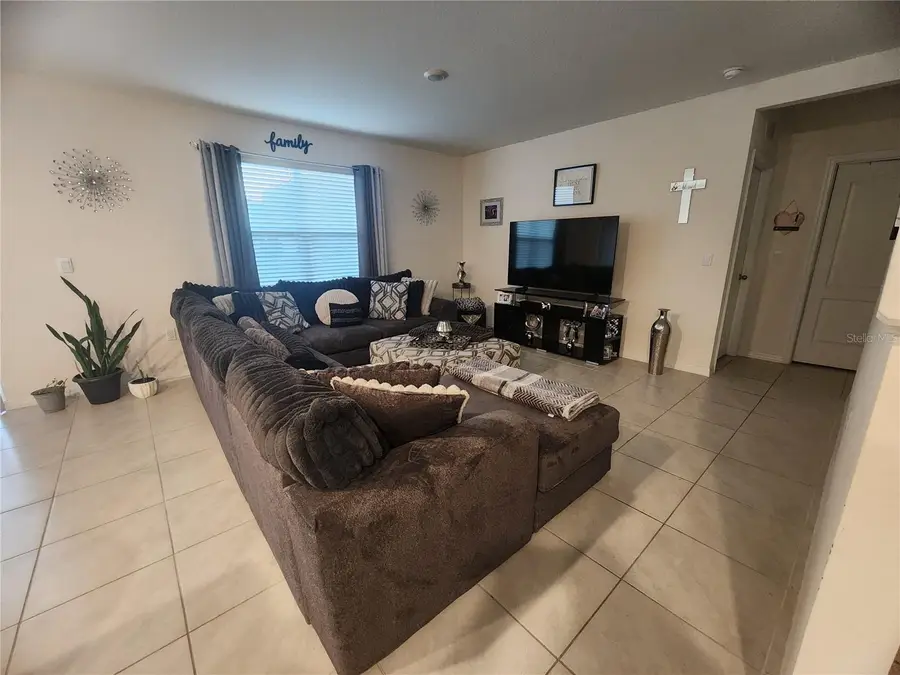 1075 Griffon Avenue, Lake Alfred, FL 33850 - #3