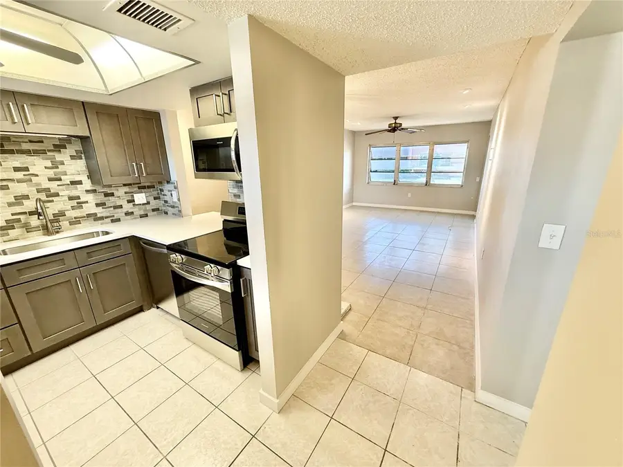 4805 Alt 19 #111, Palm Harbor, FL 34683 - #2