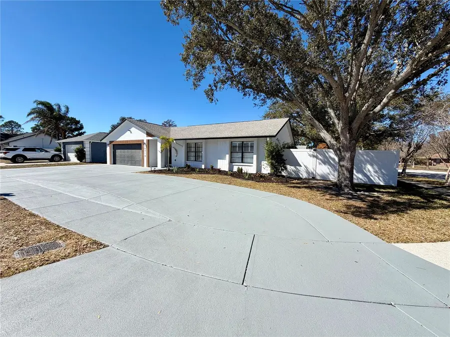 6718 Leeward Isle Way, Tampa, FL 33615 - Image #3