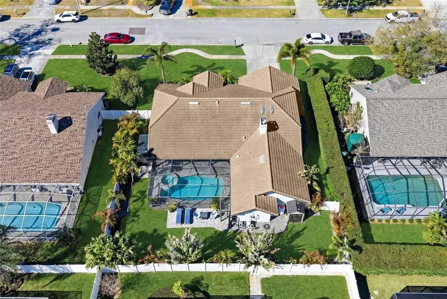 3347 Lake Shore Lane, Clearwater, FL 33761 - Image #2