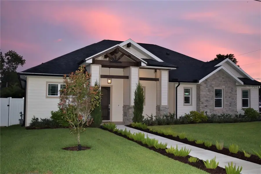 1215 Orange Avenue, Dunedin, FL 34698 - Image #2