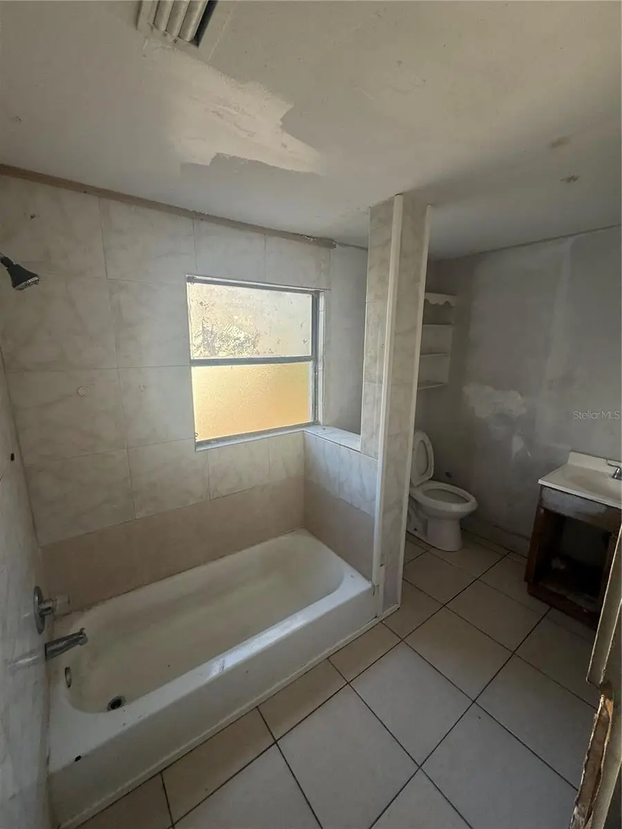 1015 E Columbus Drive, Tampa, FL 33605 - Image #3