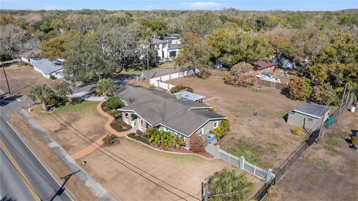 3909 Hudson Lane, Tampa, FL 33618 - #1