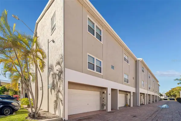 1117 Pinellas Bayway S #301, ST PETERSBURG, FL 33715