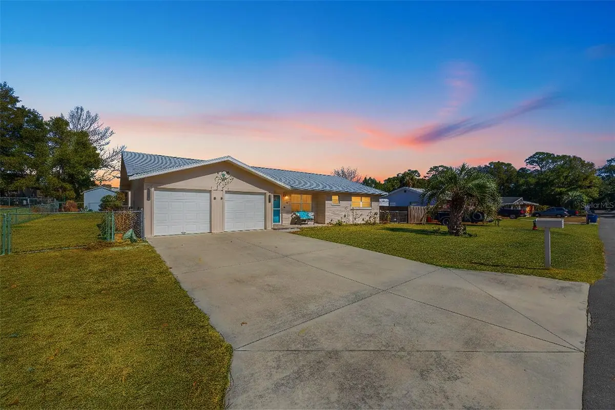 1225 NE 2nd Street, Crystal River, FL 34429 - #1